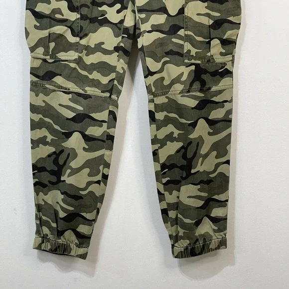 NWT Pam & Gela Camo Cargo Pants with Belt Size S Multicolor - Picture 4 of 13